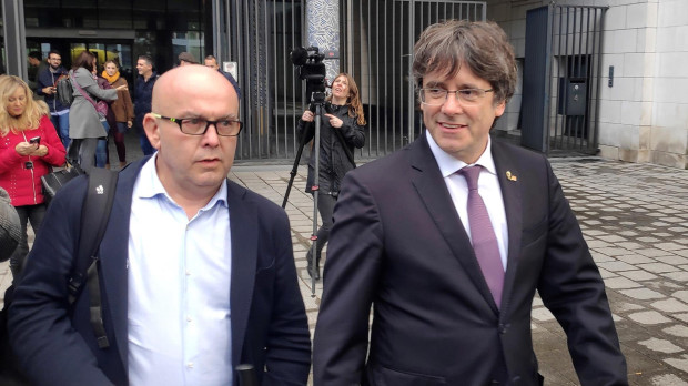 Gonzalo Boye y Carles Puigdemont, en una imagen de 2019