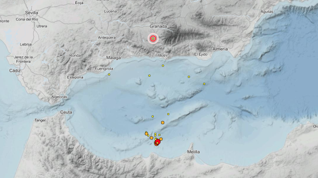 Mapa que muestra la ubicación de los terremotos y sus réplicas en el mar de Alborán