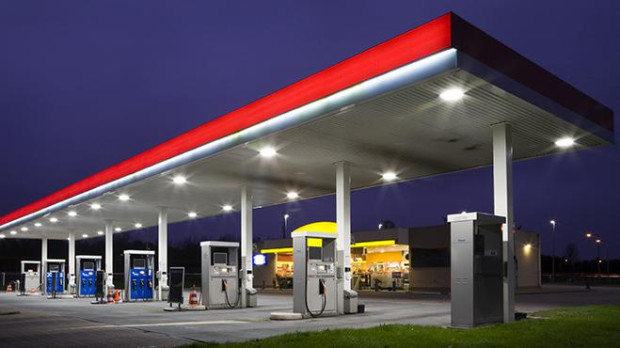 Pequeñas gasolineras low cost son las más afectadas