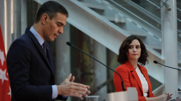 El presidente del Gobierno, Pedro Sánchez, y la presidenta de la Comunidad de Madrid, Isabel Díaz Ayuso