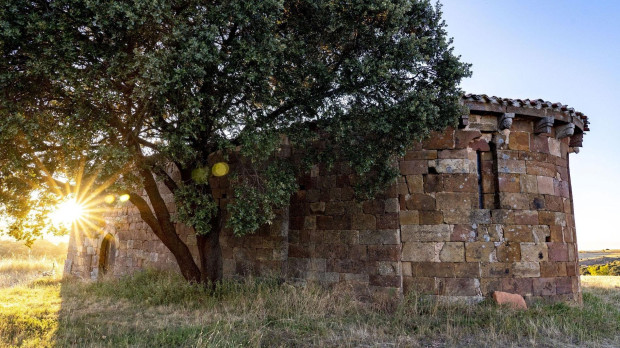 La ermita románica de San Juan Bautista de Revillasuso (Burgos)