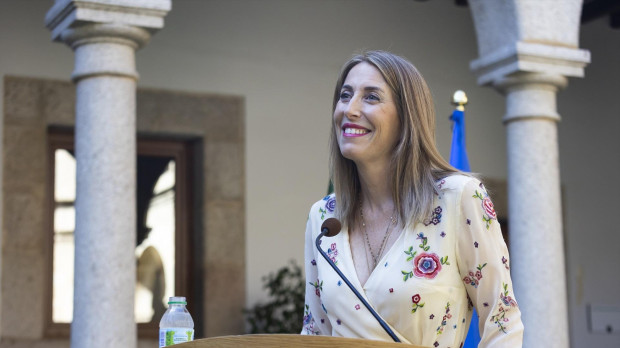La presidenta de la Junta de Extremadura, María Guardiola