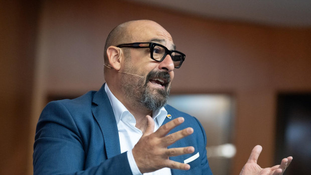 El eurodiputado y candidato de Ciudadanos para las elecciones europeas, Jordi Cañas, durante un debate para las elecciones europeas del 9J, en el Auditori de UPF, a 22 de mayo de 2024, en Barcelona, Catalunya (España). Organizado por Deba-t.org, el debate se enmarca en uno de los últimos actos de precampaña, dado que mañana, 23 de mayo, da comienzo la campaña electoral de los comicios europeos que se celebran el próximo 9 de junio. 22 MAYO 2024;DEBATE;ELECCIONES;EUROPEAS;COMICIOS;9J;9 DE JUNIO;PRECAMPAÑA;CAMPAÑA;ELECTORAL David Zorrakino / Europa Press 22/5/2024