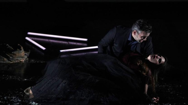 Reinoud van Mechelen (Jason) y Ana Vieira Leite (Créuse)