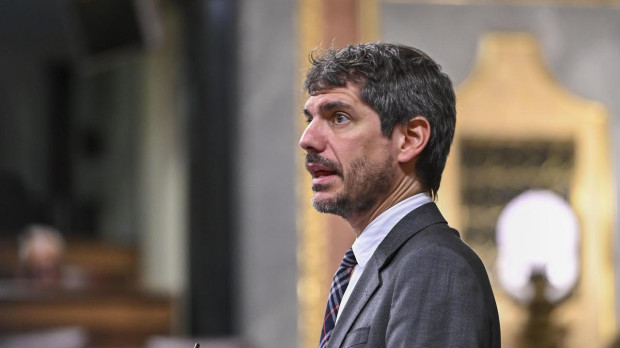 El ministro de Cultura Ernest Urtasun en el pleno del Gobierno este jueves
