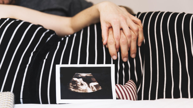 Una pareja a punto de ser papás