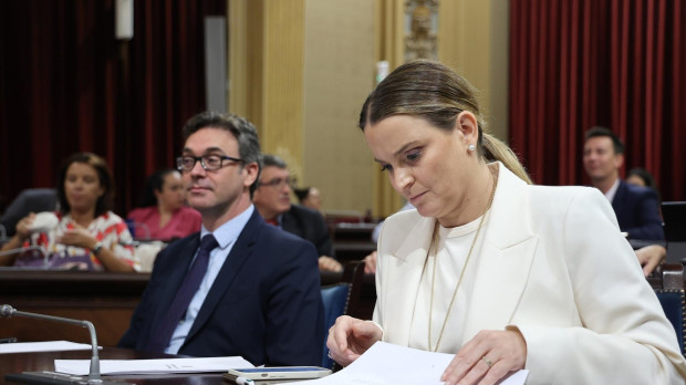 La presidenta de Baleares, Marga Prohes, y el portavoz del Ejecutivo, Antoni Costa