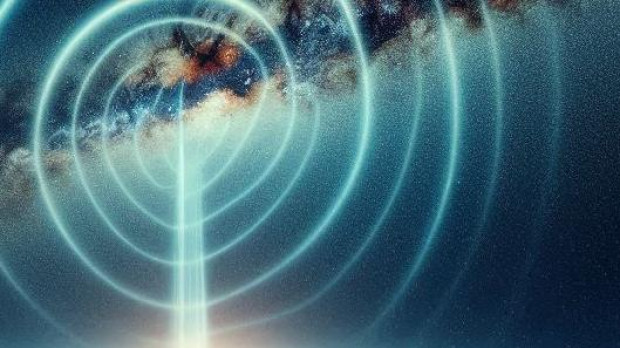 La radioastronomía se encarga de detectar y analizar ondas de radio emitidas por objetos celestes