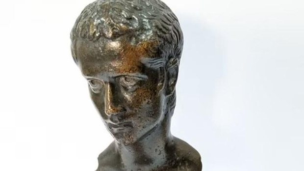 Cabeza de Calígula, busto de bronce del emperador romano de la Colección Schroder