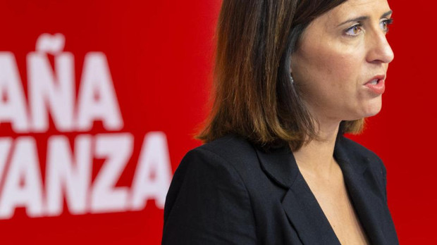 La portavoz de la Comisión Ejecutiva Federal del PSOE, Esther Peña, tras la reunión de este lunes