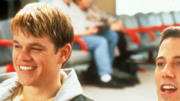 Matt Damon y Ben Affleck en la película Dogma, 1999