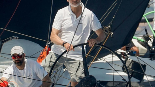Don Felipe, al timón del Aifos este jueves en la Copa del Rey Mapfre