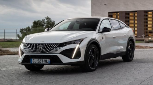 Peugeot 408, una carrocería cargada de personalidad
