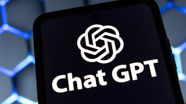 Aplicación de ChatGPT en un teléfono móvil