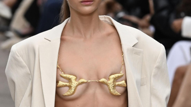 A model wears Stella McCartney collection during Paris Fashion Week, France - 30 Sep 2024