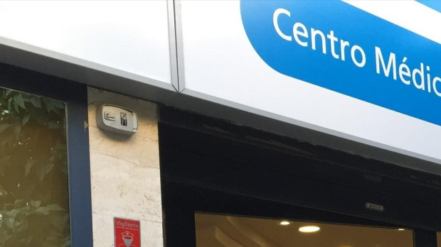Centro Médico Adeslas  SEGURCAIXA ADESLAS 24/7/2015