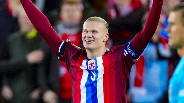 Erling Haaland celebrando un gol con la selección de Noruega