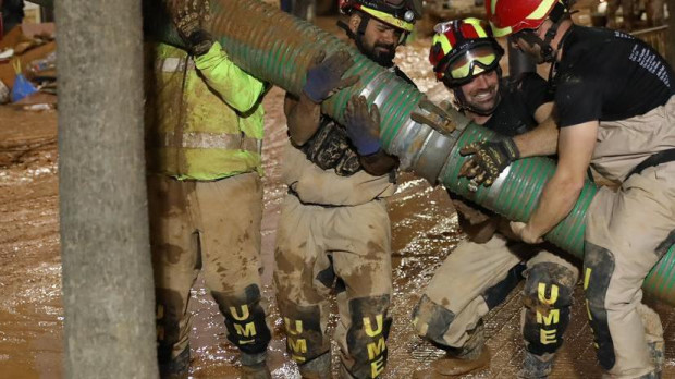 Los militares de la UME han estado trabajando toda la noche