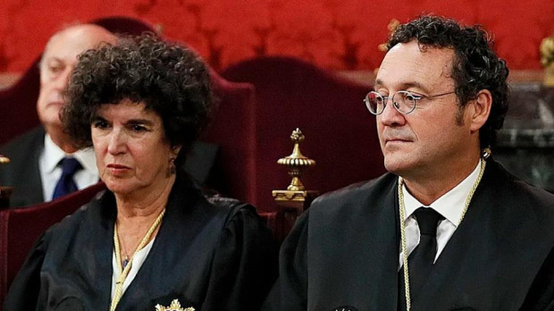 La teniente fiscal Ángeles Sánchez Conde y el fiscal general Álvaro García Ortiz