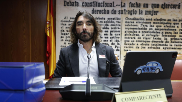 El exconsejero delegado de Globalia, Javier Hidalgo, durante su comparecencia en la comisión del Senado que investiga el caso Koldo, este viernes. EFE/ Zipi
