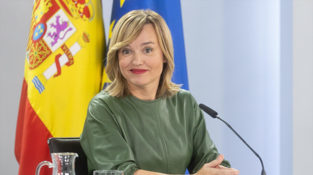 La ministra de Educación, Formación Profesional y Deportes, Pilar Alegría, interviene durante una rueda de prensa tras la reunión del Consejo de Ministros