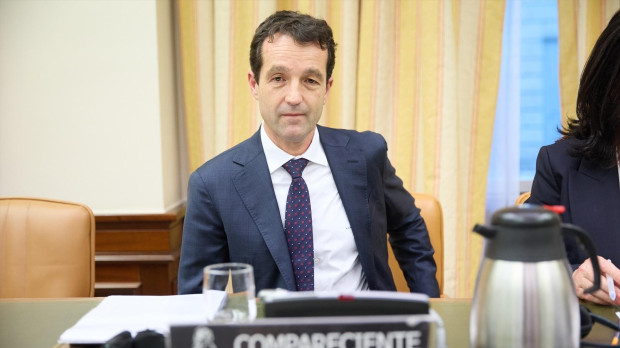 El presidente de INDRA, Ángel Escribano, comparece ante la comisión Mixta de Seguridad Nacional, en el Congreso de los Diputados.