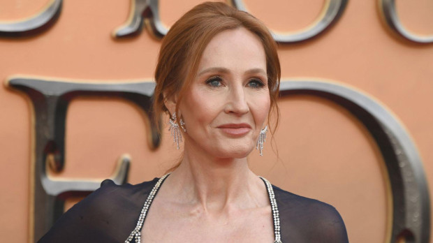 La escritora inglesa J. K. Rowling