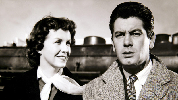 José Suárez y Betsy Blair en la película 'Calle Mayor' ('Grand Rue')