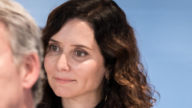 La presidenta de la Comunidad de Madrid, Isabel Díaz Ayuso, y el presidente del PP, Alberto Núñez Feijóo
