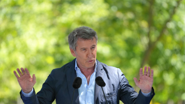 El presidente del Partido Popular, Alberto Núñez Feijóo, interviene durante la romería que organiza el PP provincial de A Coruña