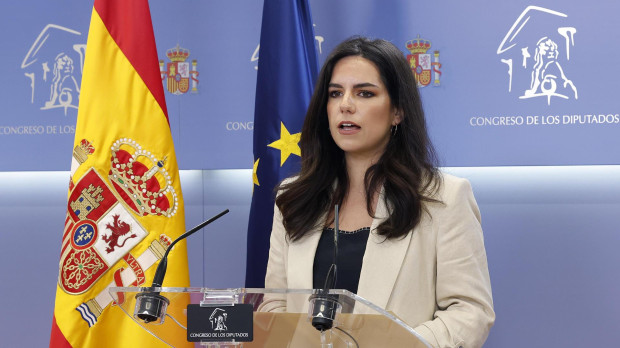 La portavoz parlamentaria de Vox, Pepa Millán, durante una rueda de prensa en el Congreso