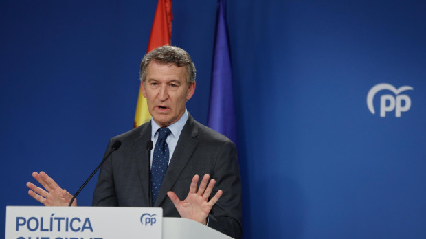 El presidente del Partido Popular, Alberto Núñez Feijóo, durante una rueda de prensa en Génova