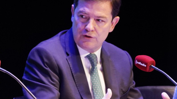 El presidente de la Junta, Alfonso Fernández Mañueco, con Federico Jiménez Losantos