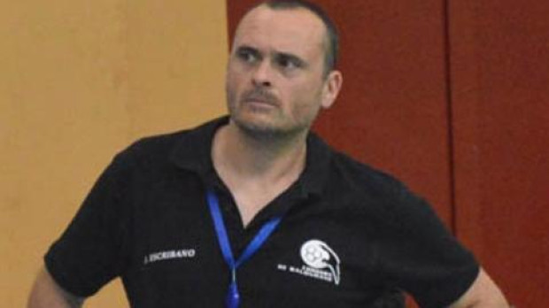 Jesús Escribano seguirá siendo el entrenador del Córdoba de Balonmano una temporada más