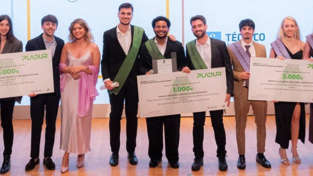 Imagen de los premiados en la gala celebrada este viernes en Valencia
