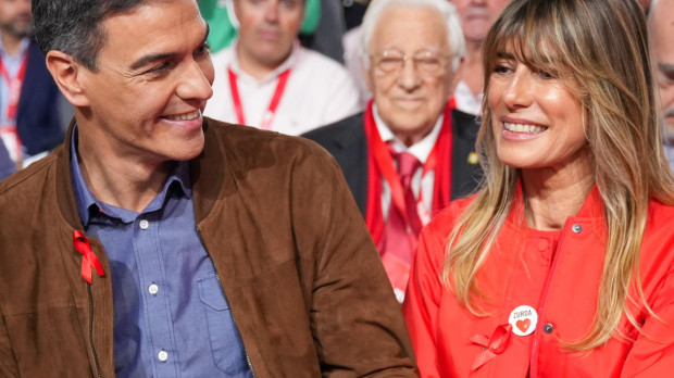 Pedro Sánchez y Begoña Gómez, en el 41º Congreso Federal del PSOE