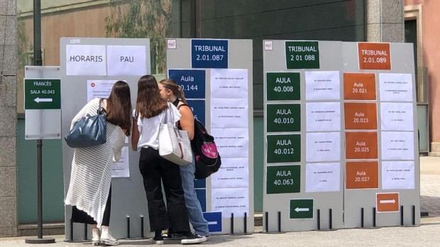 Los profesores catalanes están hartos: «O se da un golpe de timón, o se destruye la educación» – El Debate