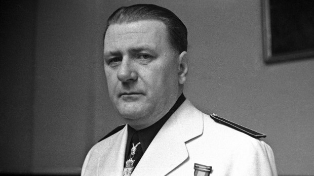 Manuel Aznar Zubigaray, en una imagen de octubre de 1941
