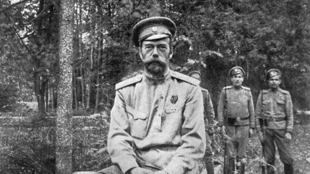 El antiguo zar Nicolás II en Tsárskoye Seló tras su abdicación en marzo de 1917