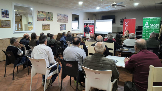 Charla de Asaja Córdoba en Santaella