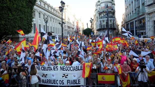 Concentración en Sevilla en apoyo al pueblo de Ceuta