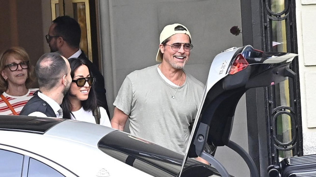 Brad Pitt y su novia saliendo del Hotel Ritz de Madrid

Europa Press Reportajes / Europa Press
01/1/1970