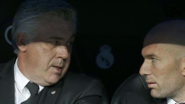 Carlo Ancelotti y Zinedine Zidane durante su primera etapa juntos