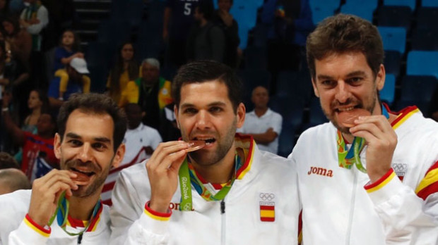 Reyes y Calderón han vivido junto a Pau multitud de momentos
