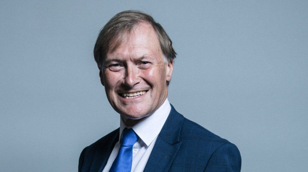 La víctima, Sir David Amess