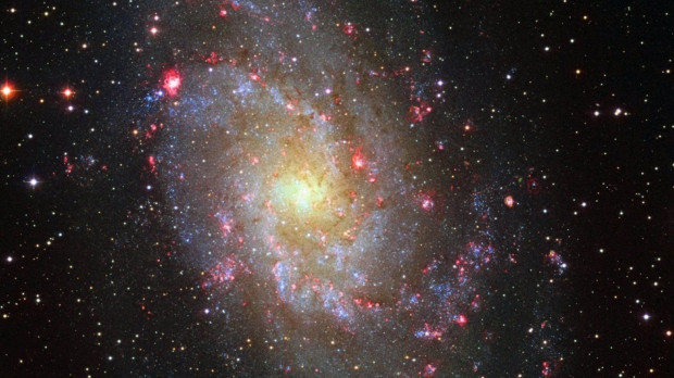 La galaxia enana recién descubierta puede ser un satélite de la galaxia Triangulum, lo que tranquilizaría a los expertos de que sus teorías sobre cómo se forman las galaxias son correctas. SOCIEDAD INVESTIGACIÓN Y TECNOLOGÍA GIUSEPPE DONATIELLO
