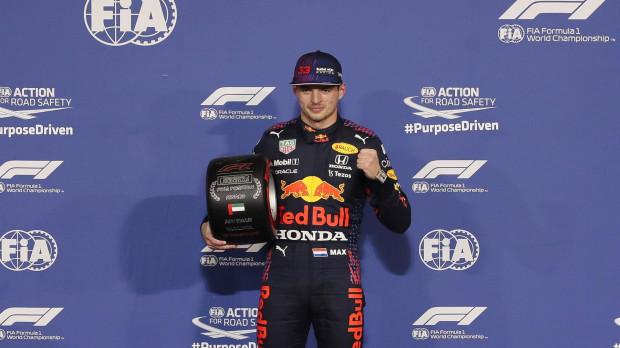 El piloto neerlandés se ha llevado la última pole del año en Yas Marina