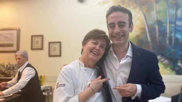 María Luisa junto a Manuel Ruiz de Lara