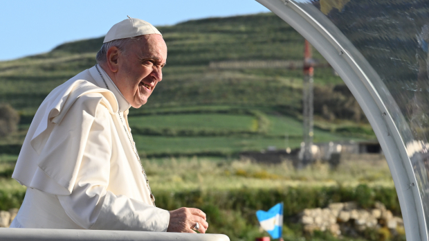 El Papa Francisco en el papamóvil