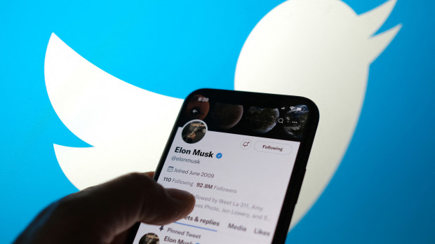 Elon Musk ha aconsejado a los usuarios de Twitter que cambien la forma en la que ven el contenido